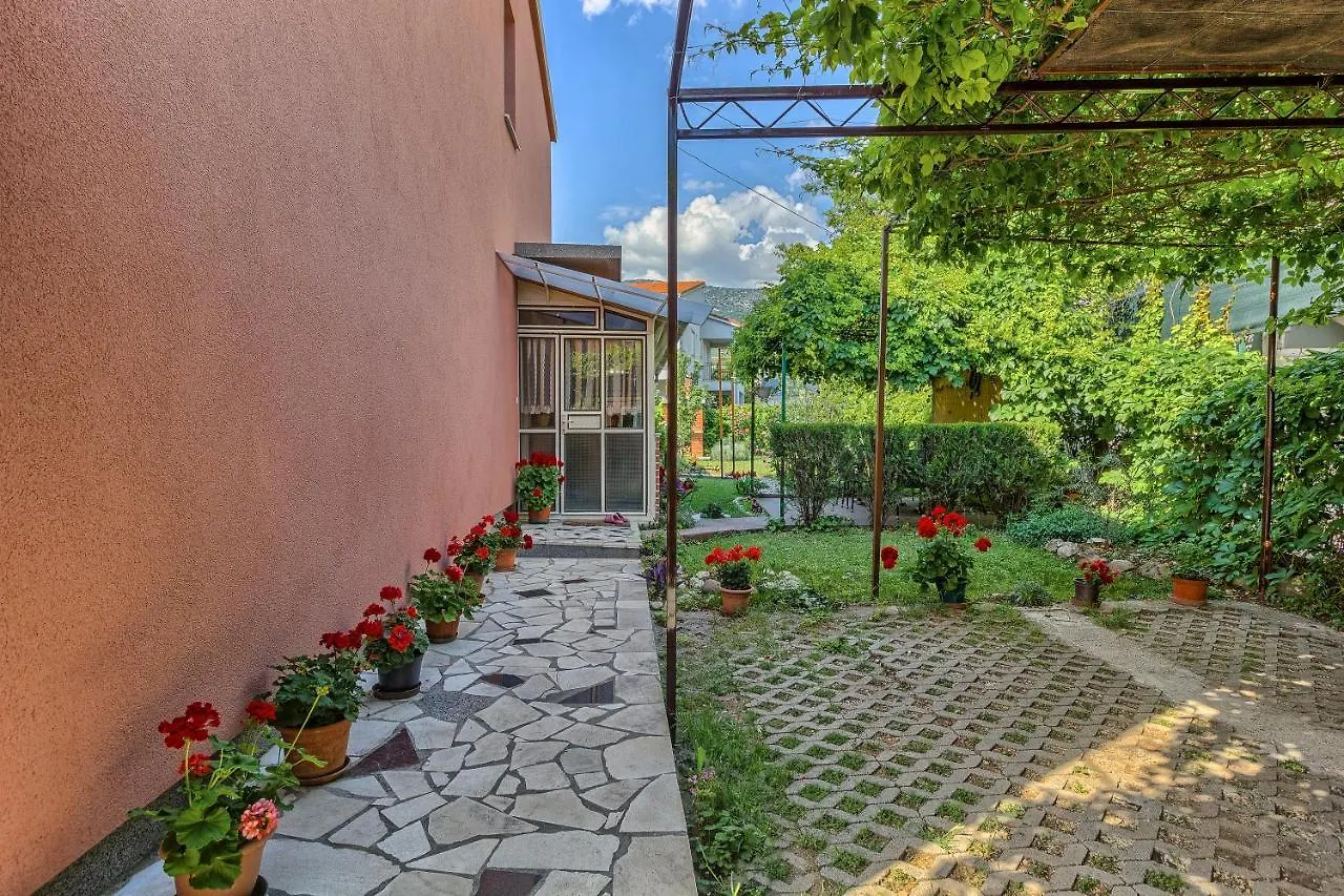 Apartman Seashell Kastela 0*,  Croatia