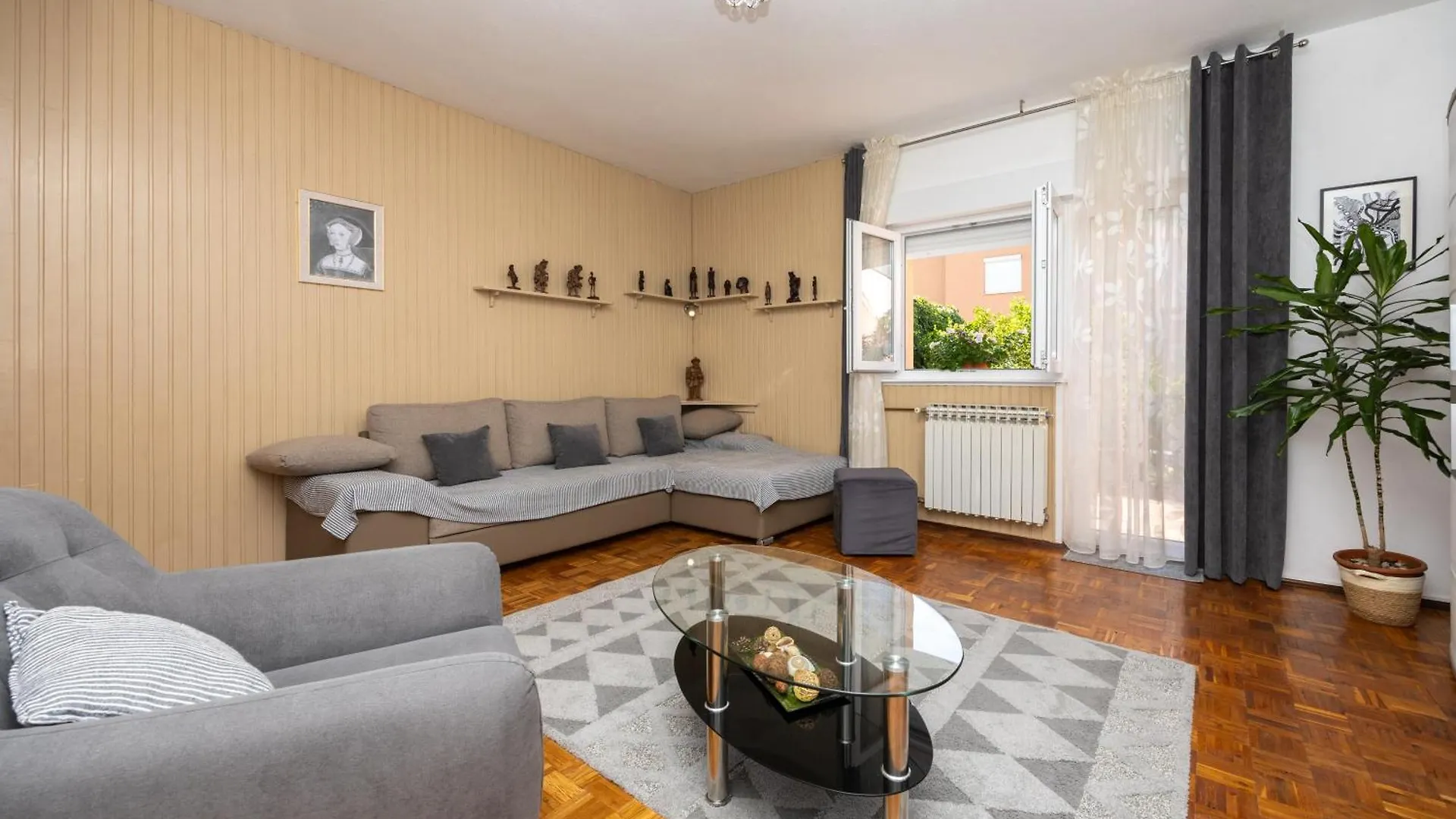 Apartman Seashell Kastela 0*,